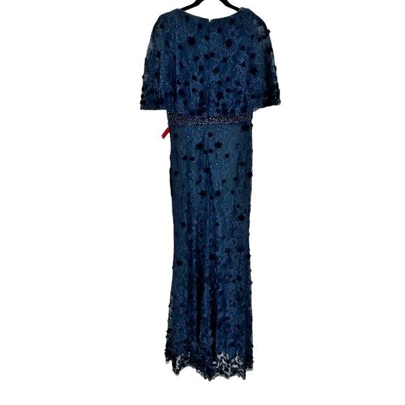Mac Duggal 67712 Midnight Floral Appliqué Flutter Sleeve Lace Gown Size 10 NWT - Picture 9 of 12